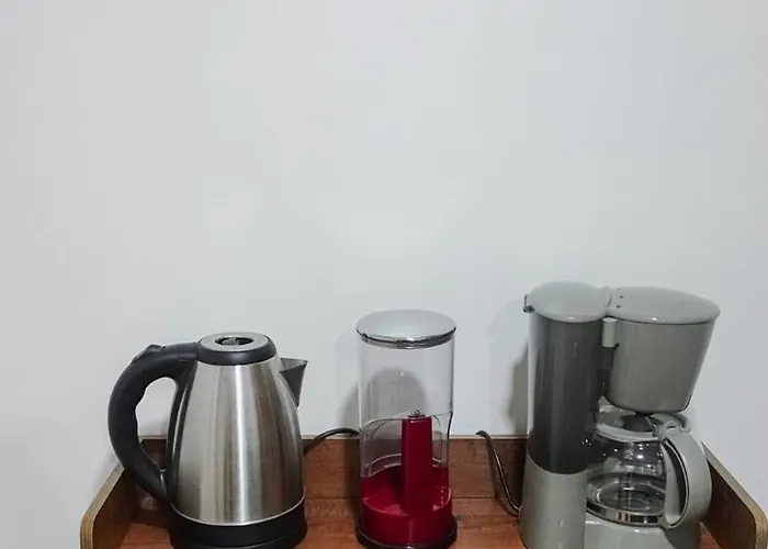 Modern For Group, With Kitchen, Wi-fi & Netflix, Near Mrt Boni