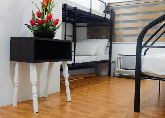 Modern For Group, With Kitchen, Wi-fi & Netflix, Near Mrt Boni Apartment *