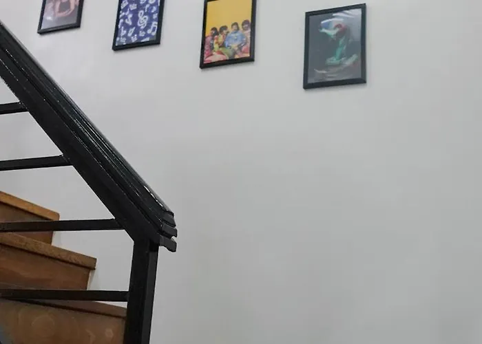 Modern For Group, With Kitchen, Wi-fi & Netflix, Near Mrt Boni Apartment